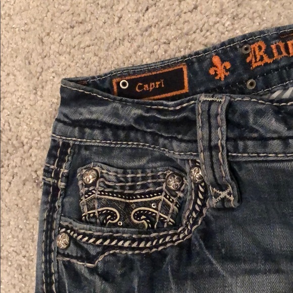 Alost Rock Revival Capris - Picture 3 of 5